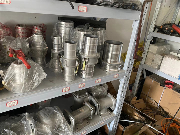 吸水管陰陽端卡扣-用于專用車吸水管端頭，快接快拆