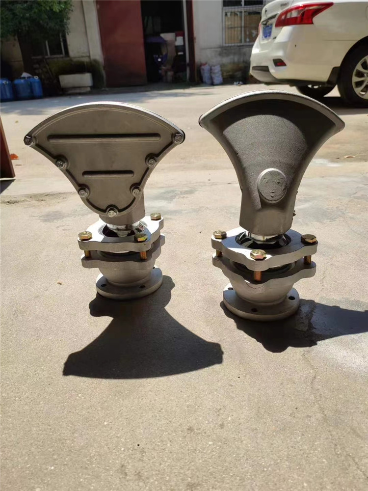 灑水車前噴鴨嘴（用于灑水車前置前噴頭，大小規(guī)格的前鴨嘴，沖洗地面）