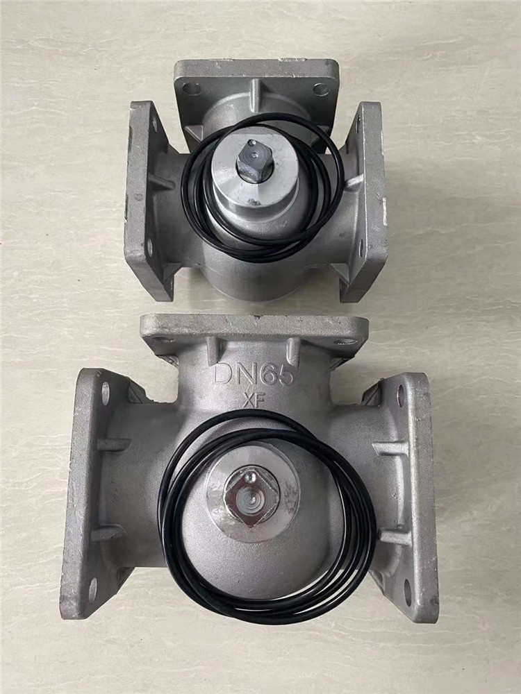 灑水車管道球閥（DN65 / DN50管道四位三通閥）