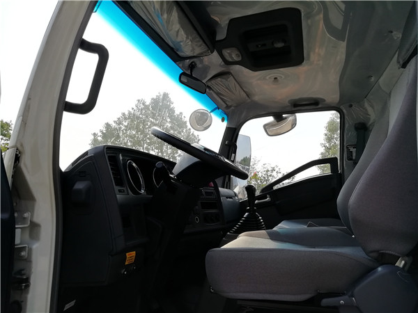 重汽豪沃10噸油罐車