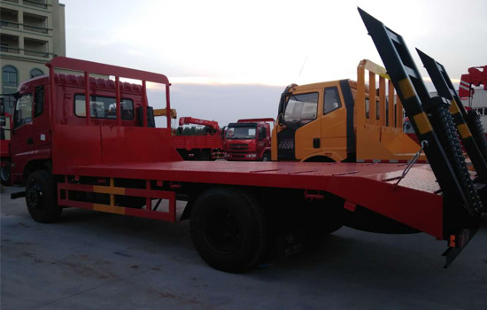 國(guó)五東風(fēng)御虎單橋平板